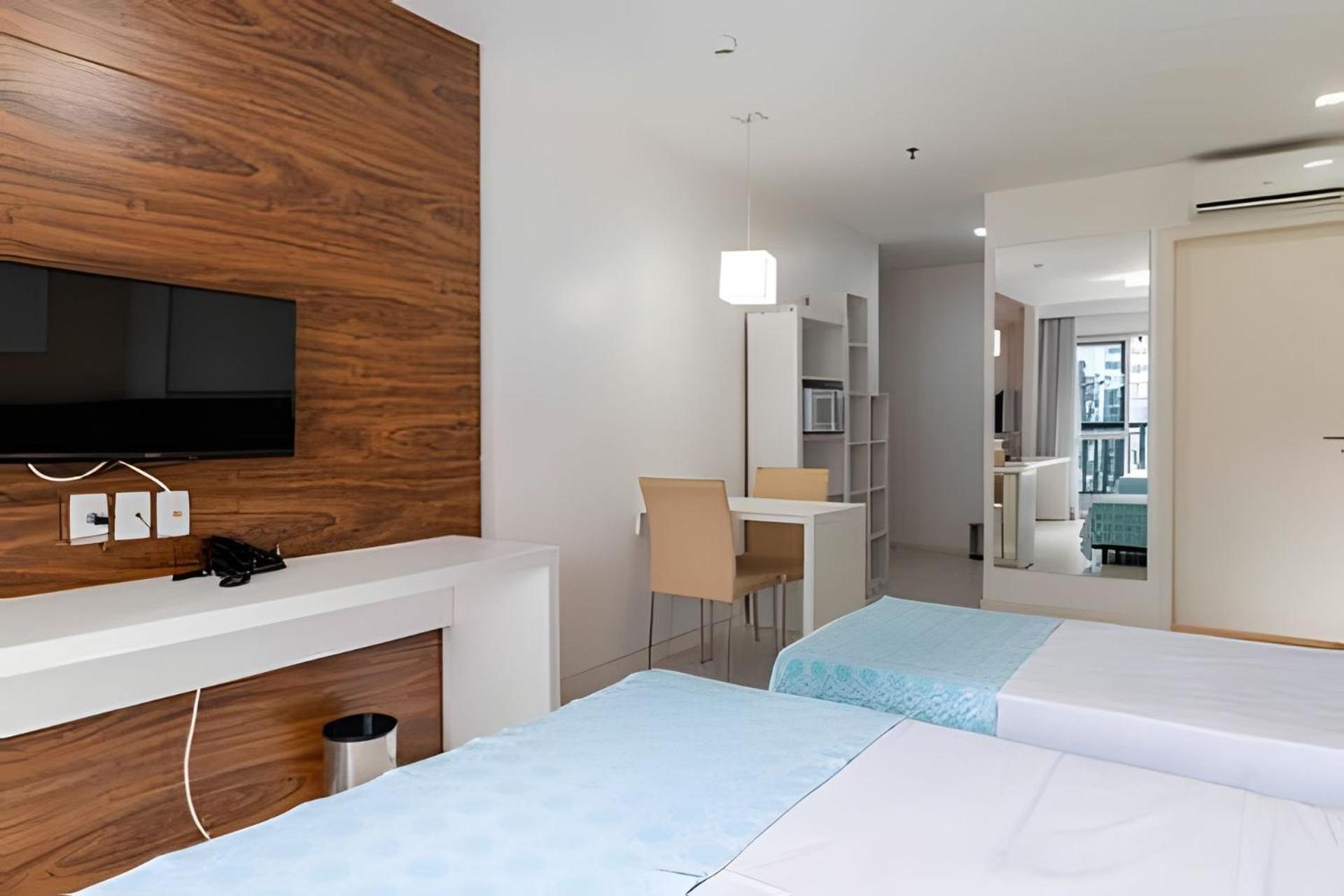 Vision Hotel *